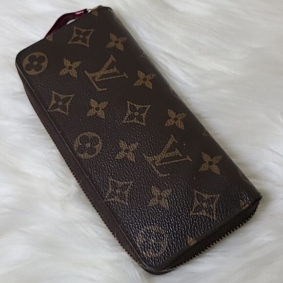 💯 Authentic Louis Vuitton zipped Long Wallet 💯 - Picture 1 of 13